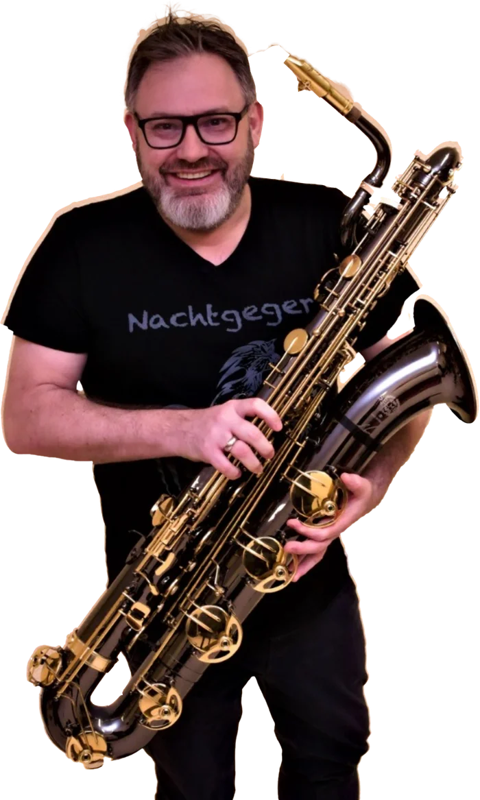 Mario Leibold mit Saxophon bei den Nachtgegern